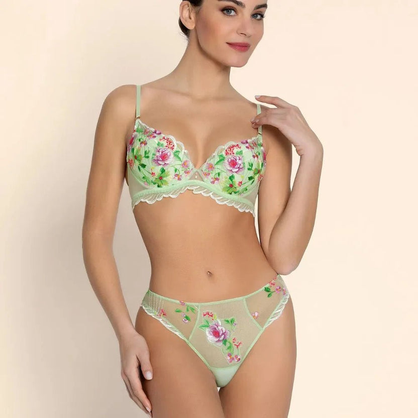 Lise Charmel Libertine En Fleurs Nature Libertine Contour Bra Front