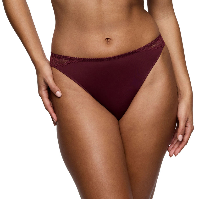 PrimaDonna Salerno Evening Red Thong Front