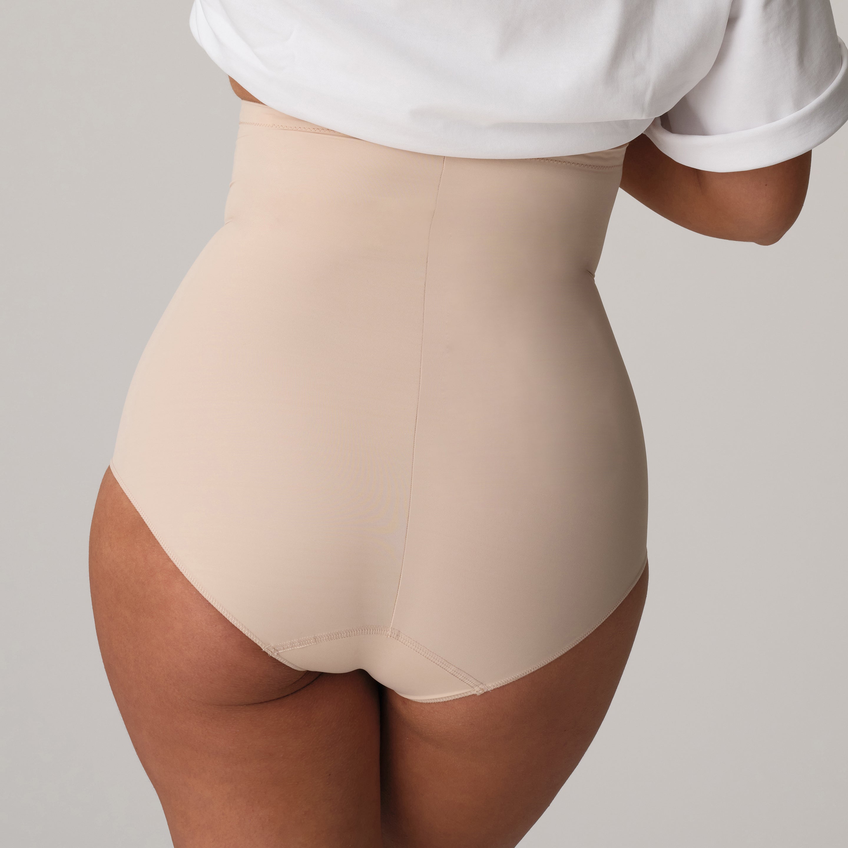Prima Donna Perle Caffe Latte Extra Strong Shaper Briefs Back