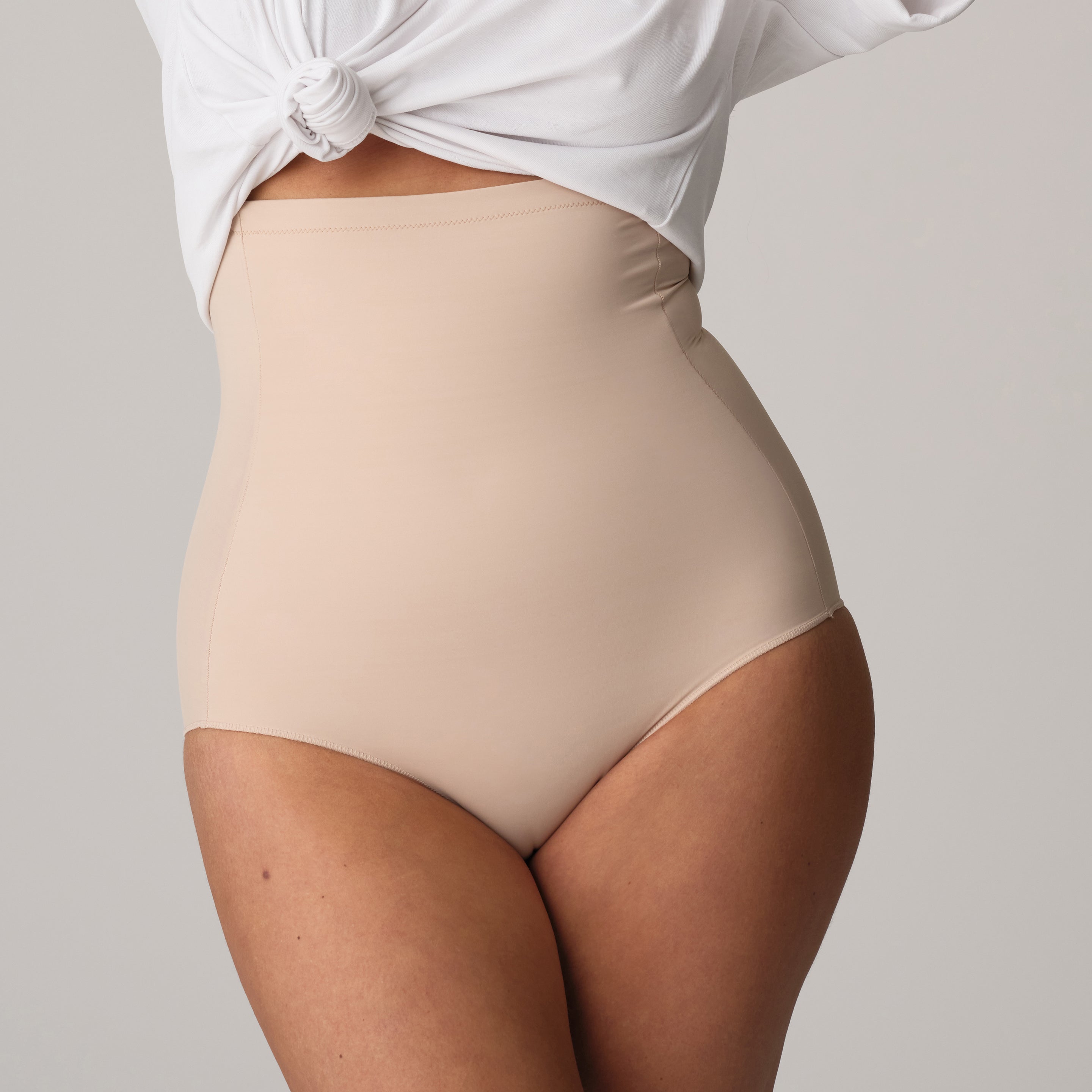 Prima Donna Perle Caffe Latte Extra Strong Shaper Briefs Front