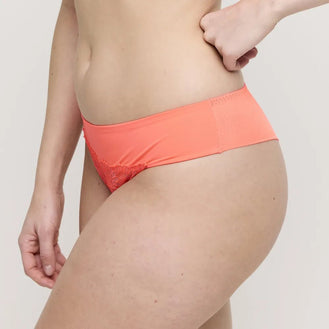 Prima Donna Sophora Thong SPZ