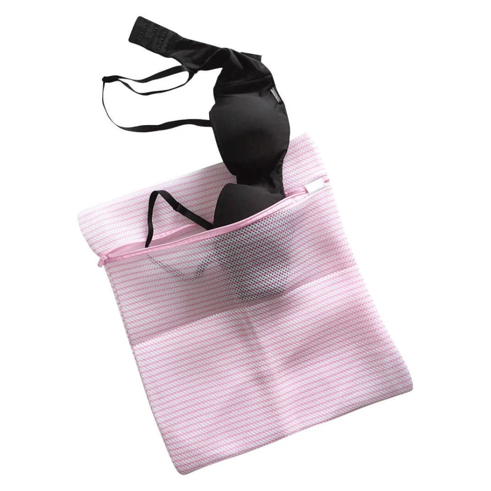 Secret Weapons Lingerie Washbag Demo